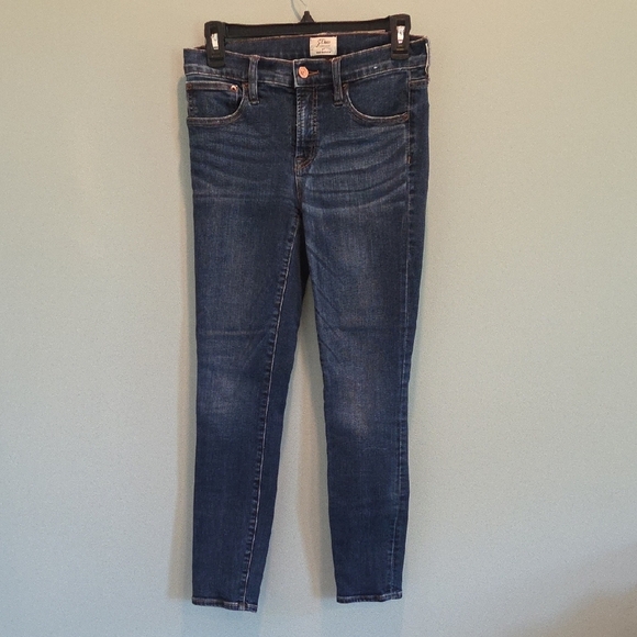 J. Crew 8" Toothpick Vista Wash Jeans Womens Size 27 Sits At Hip Cropped Leg - Picture 1 of 9